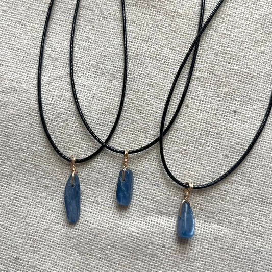 Oracle Pendant - Kyanite