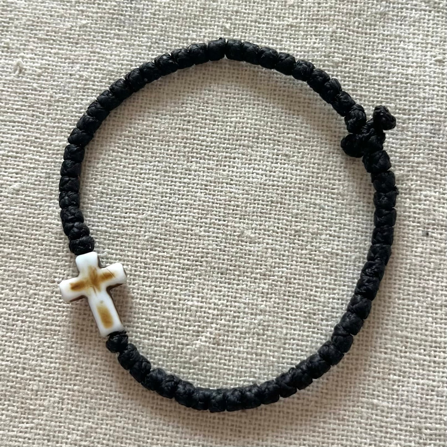 Komboskini White Cross Bracelet - Black