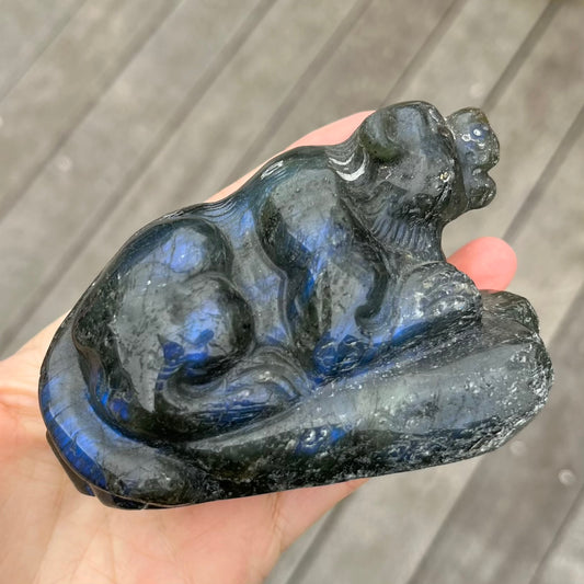 Labradorite Lioness Crystal - Protective, Mystical, Transformative