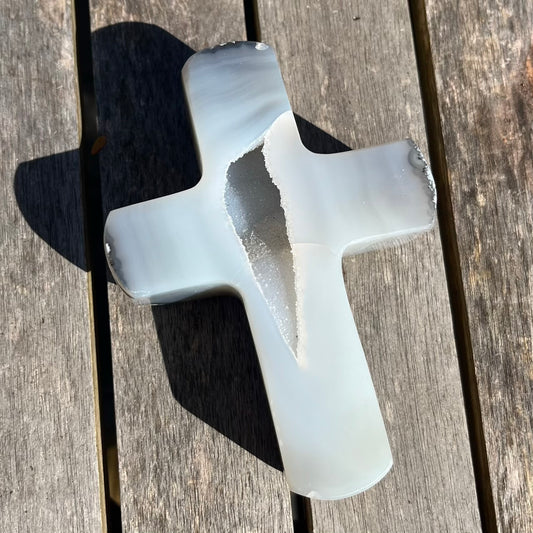 Agate Large Cross Crystal - Grounding, Harmonising, Protective