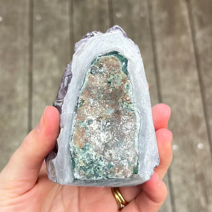 Amethyst Base-Cut Crystal – Calm, Protection & Balance