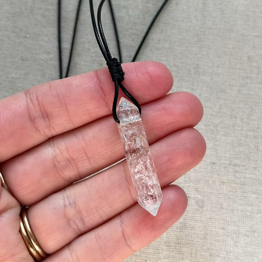 Master Healing Pendant - Quartz