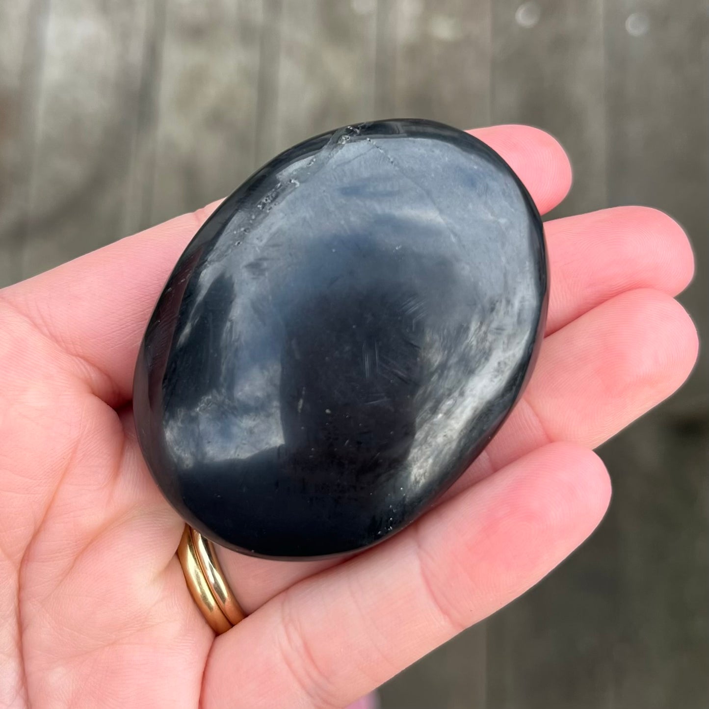 Shungite Palm Stone Crystal - Protection, Purification
