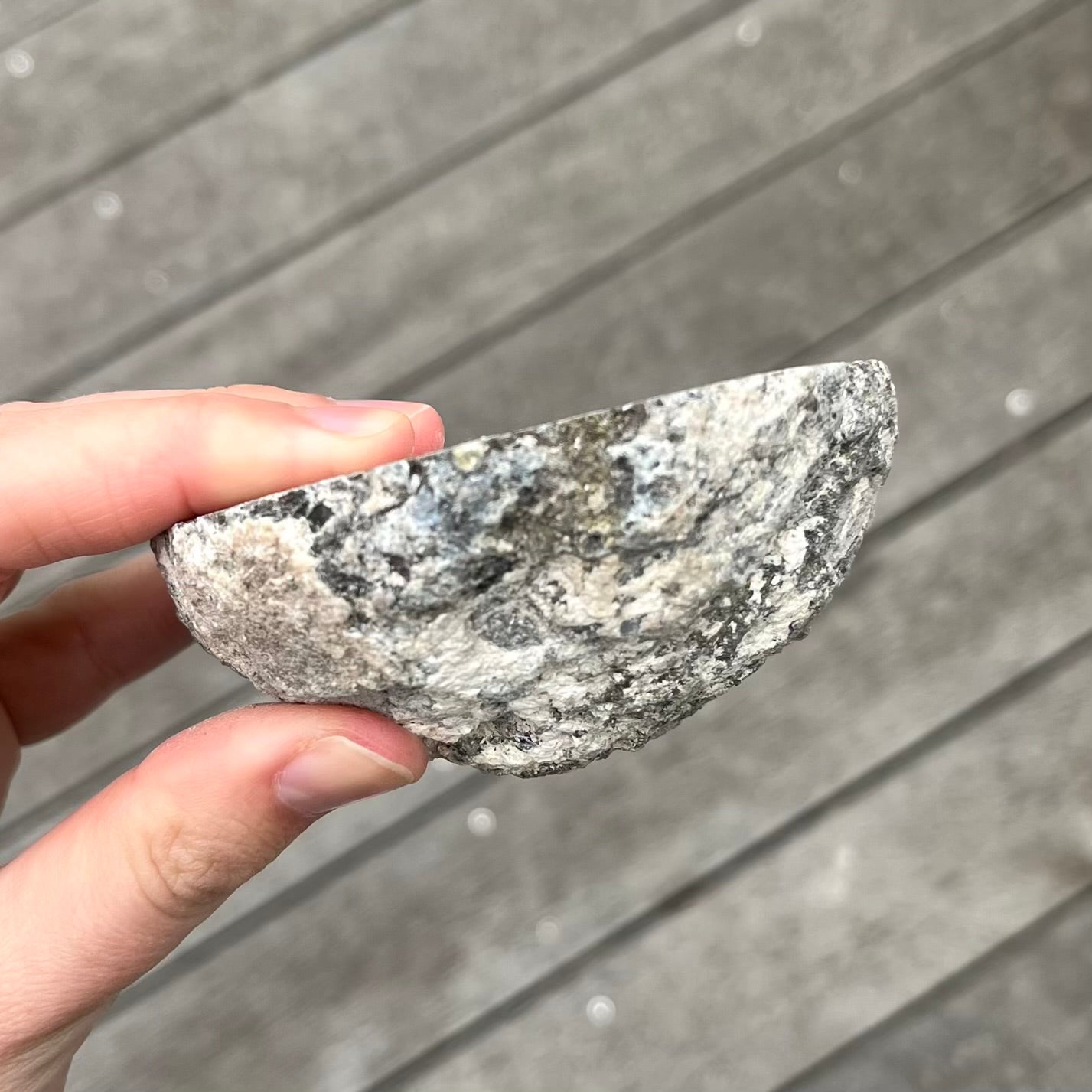 Las Choyas White Geode Medium Crystal - Spiritual Connection, Meditation, Manifestation