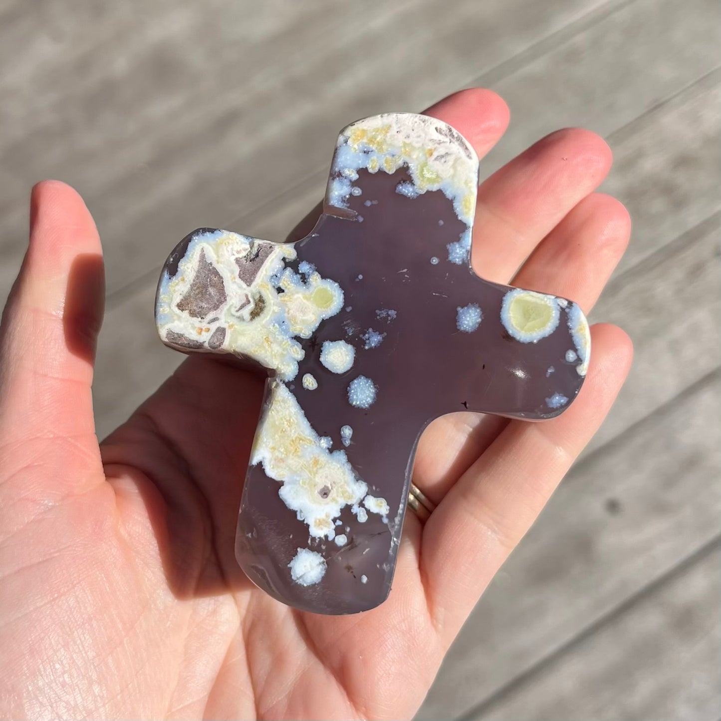 Agate Medium Cross Crystal - Grounding, Harmonising, Protective