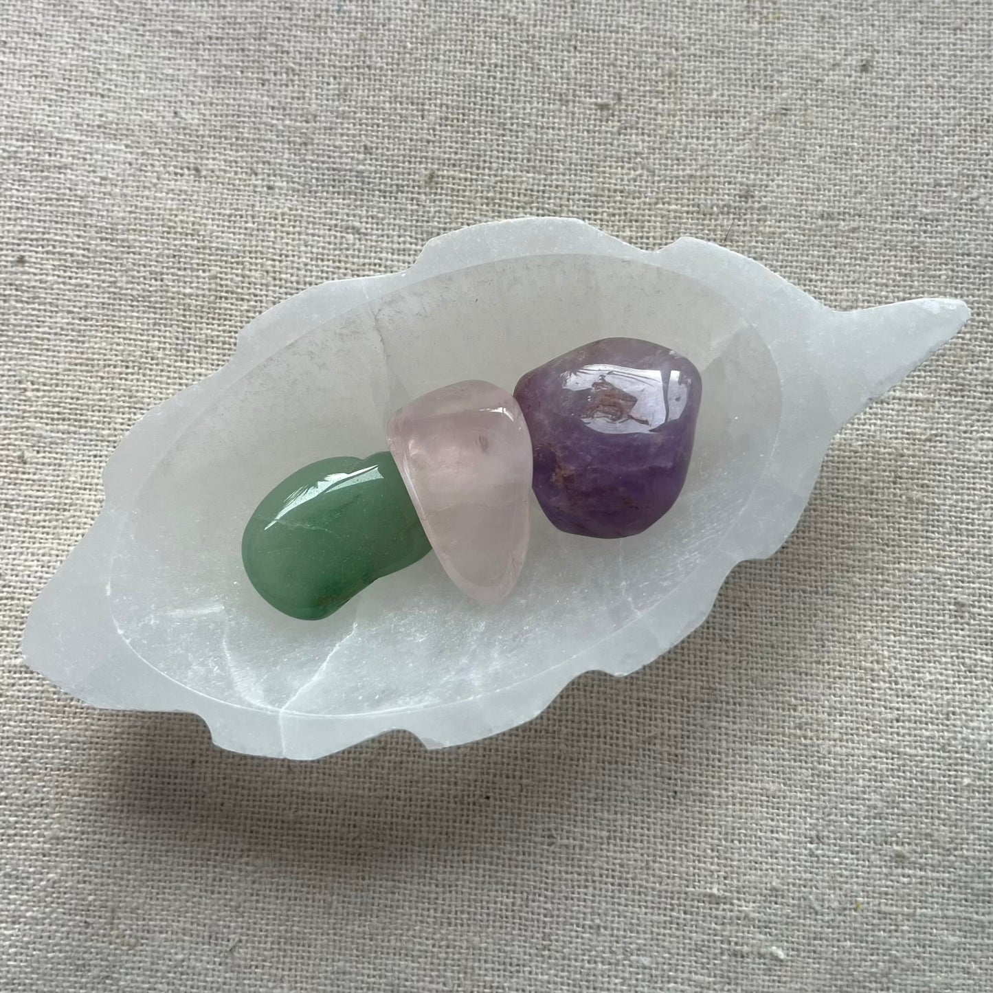 Selenite Small Leaf Cleansing Bowl - High Vibe, Spiritual Connection