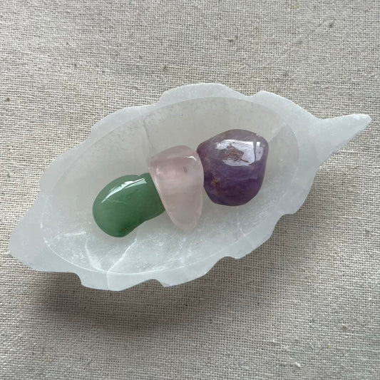 Selenite Small Leaf Cleansing Bowl - High Vibe, Spiritual Connection
