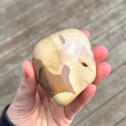 Mookaite Large Tumble Stone - Inner Strengh