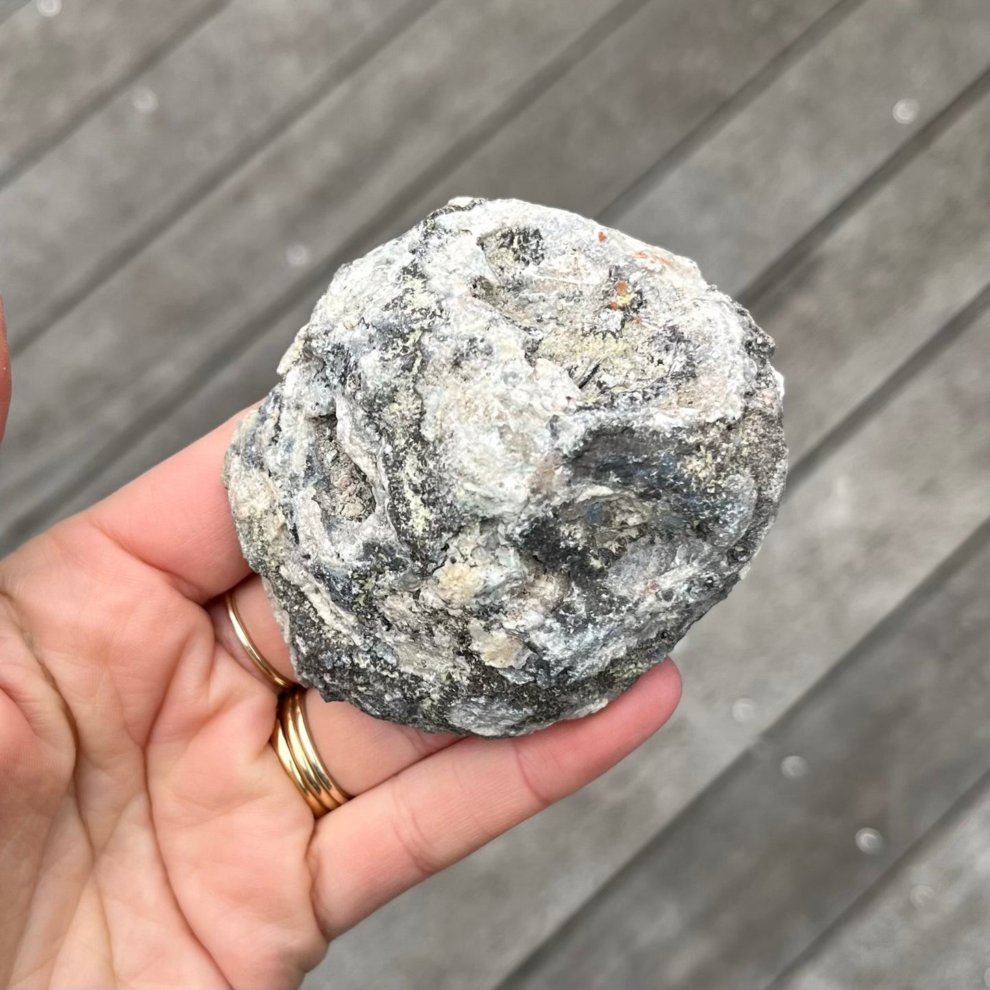 Las Choyas Blue Geode Small Crystal - Spiritual Connection, Meditation, Manifestation
