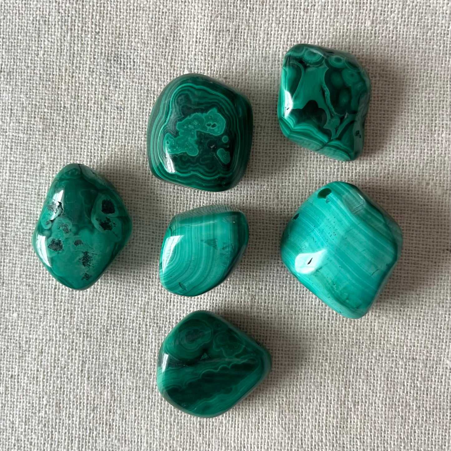 Malachite Tumble Stone - Transformation, Protection, Healing