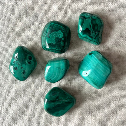 Malachite Tumble Stone - Transformation, Protection, Healing