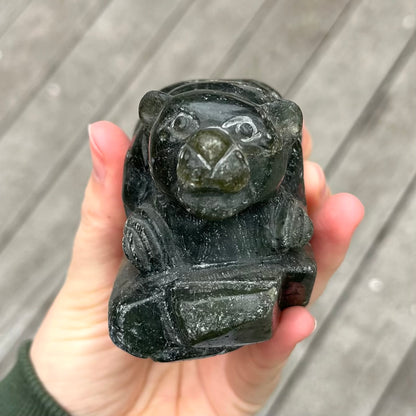 Labradorite Lioness Crystal - Protective, Mystical, Transformative