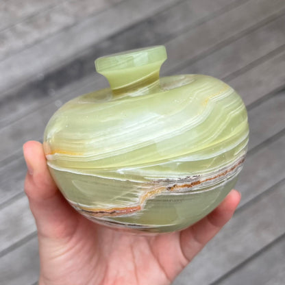 Green Onyx Trinket Bowl With Lid - Heart Chakra, Confidence