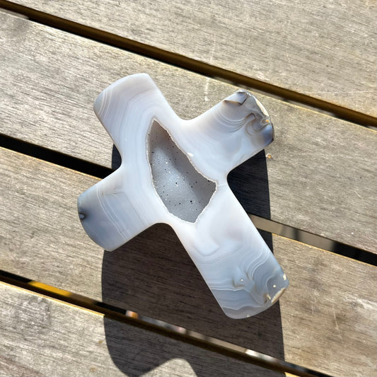 Agate Large Cross Crystal - Grounding, Harmonising, Protective