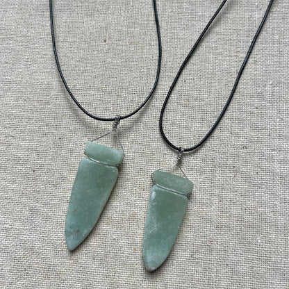 Arrow Pendant - Green Aventurine