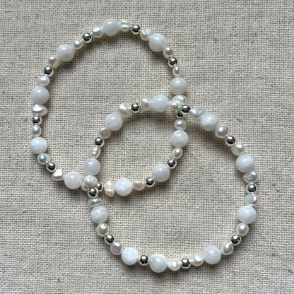 Aura Love Bracelet - Moonstone, Hematite & Freshwater Pearl