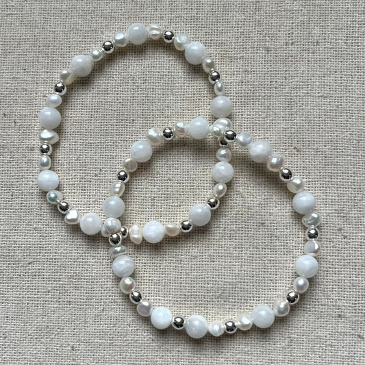 Aura Love Bracelet - Moonstone, Hematite & Freshwater Pearl