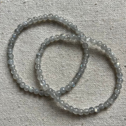 Labradorite 4mm Beaded Bracelet - Magic