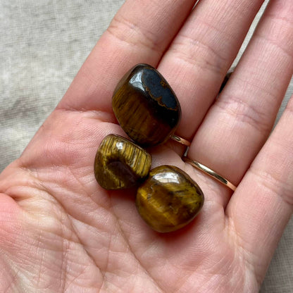Tiger Eye Tumble Stone