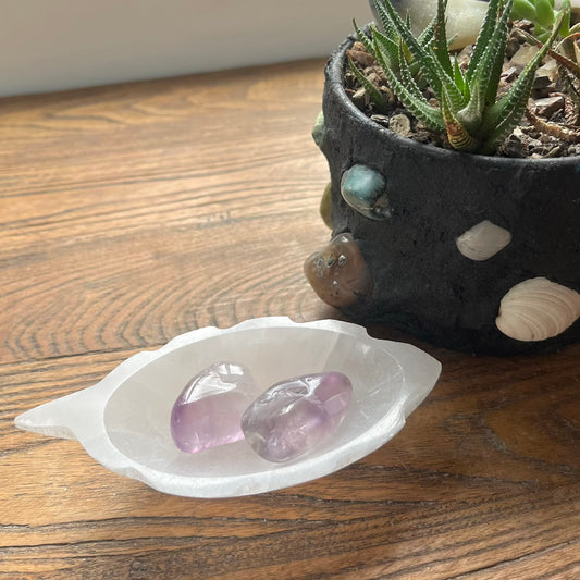 Selenite Small Leaf Cleansing Bowl - High Vibe, Spiritual Connection