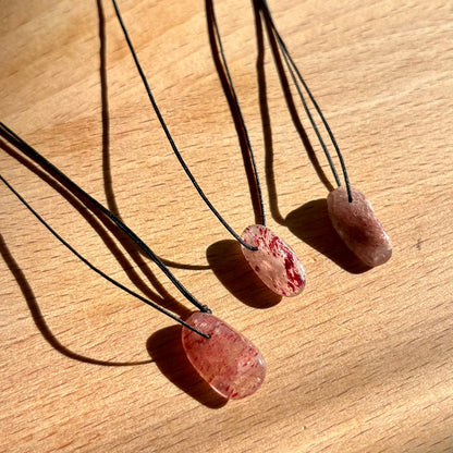 Mini Treasure Pendant - Strawberry Quartz