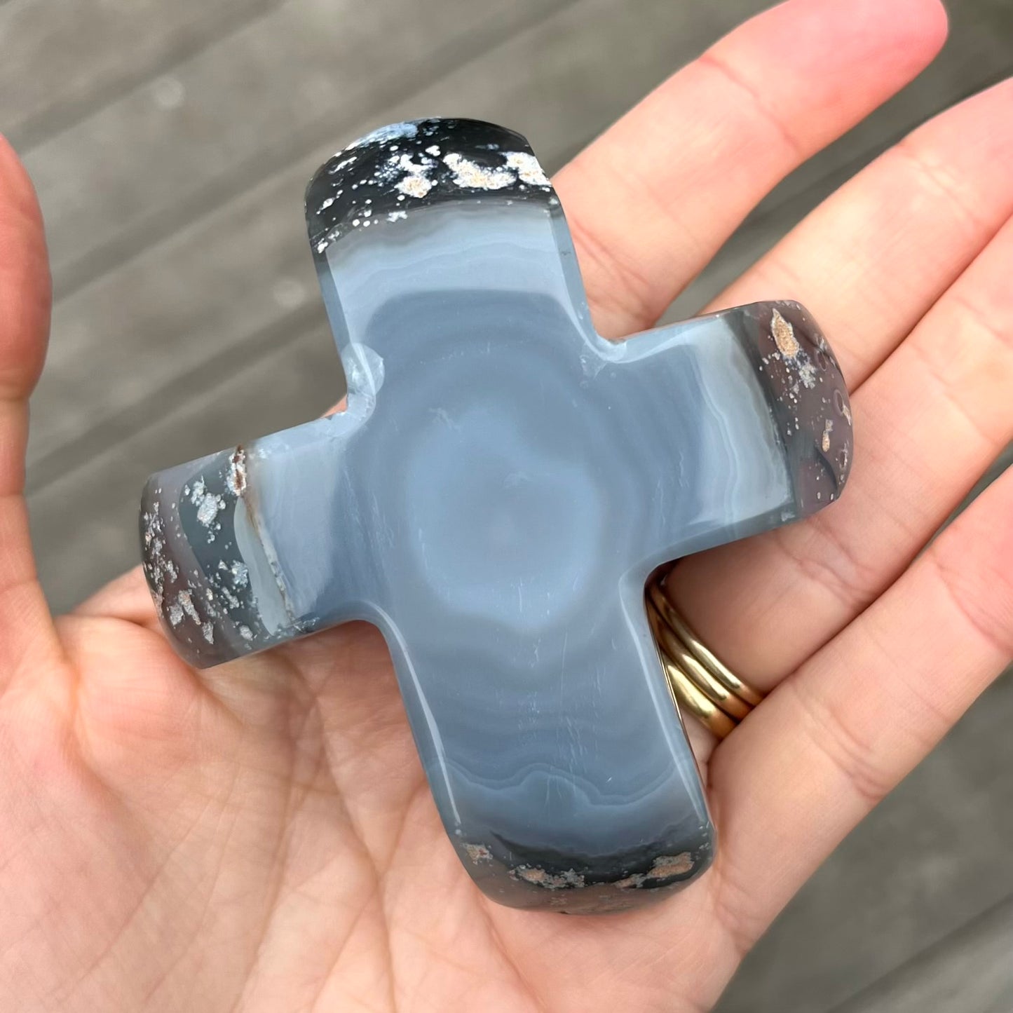 Agate Medium Cross Crystal - Grounding, Harmonising, Protective