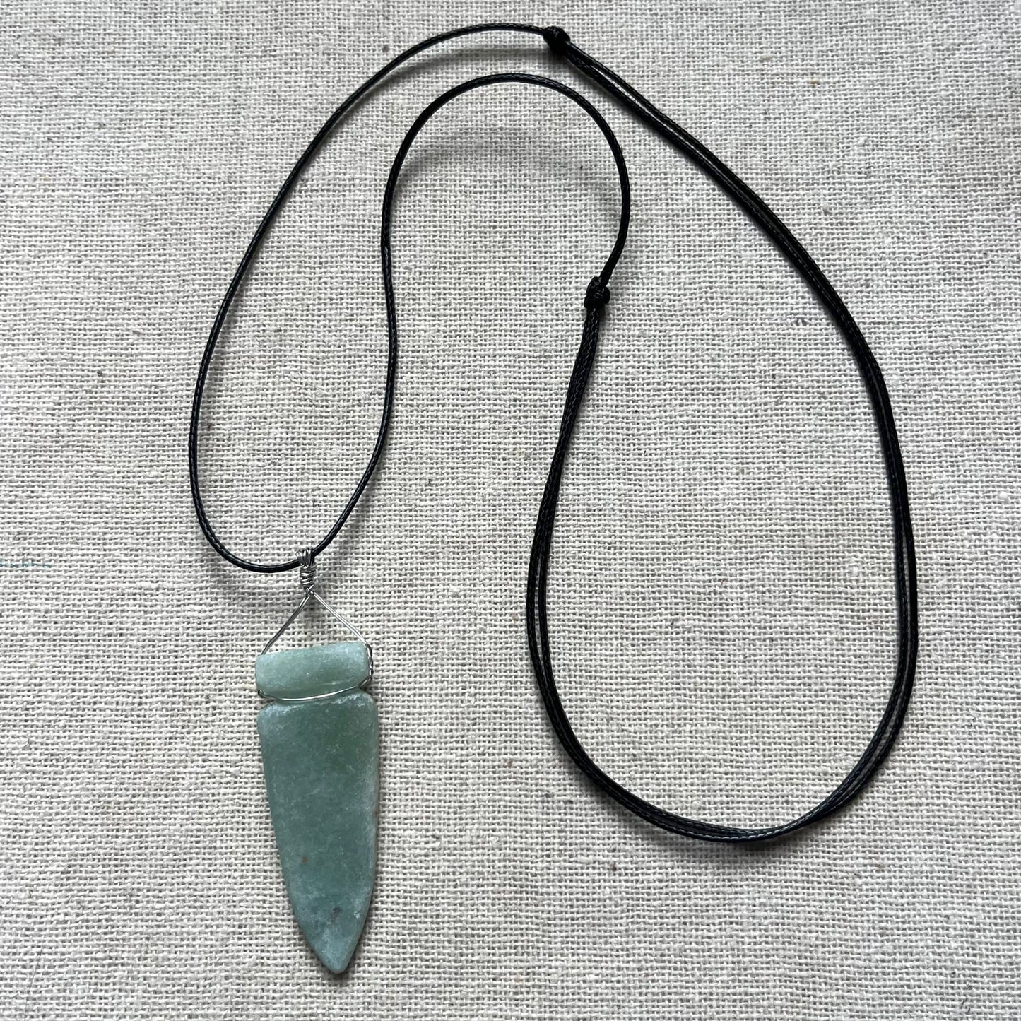 Arrow Pendant - Green Aventurine