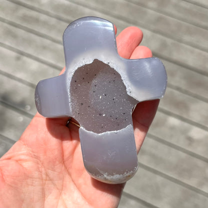 Agate Large Cross Crystal - Grounding, Harmonising, Protective