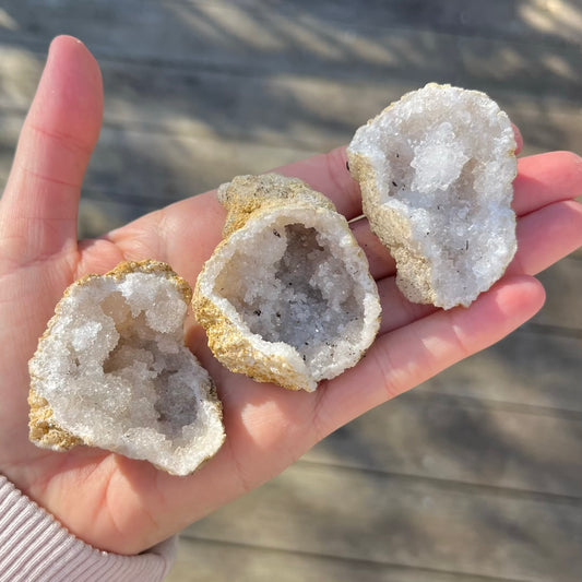 Quartz Geode Raw Crystal - High-Vibe, Amplification
