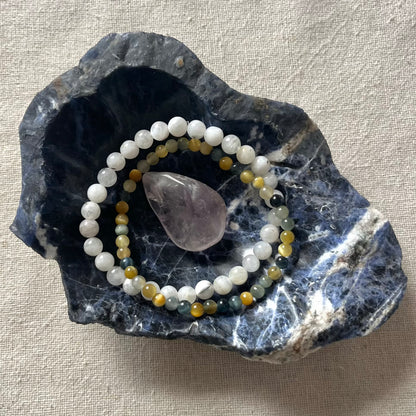 Sodalite Medium Rough Crystal Bowl - Intuition, Peace