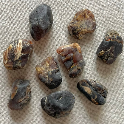 Amber Tumble Stone - Uplifting, Joyful