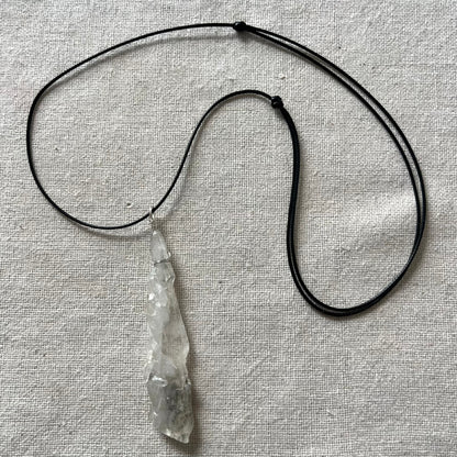 Faden Quartz Pendant