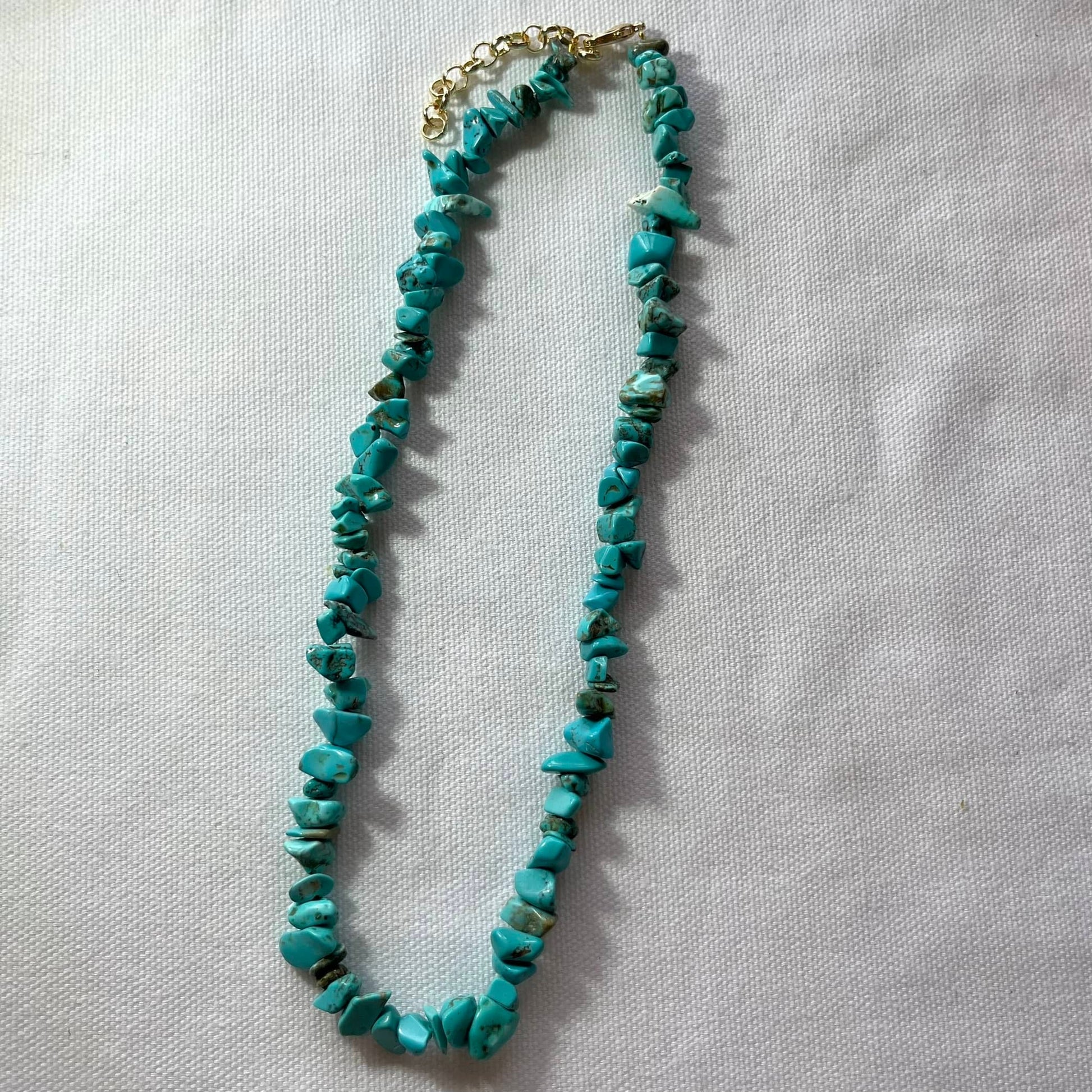 Turquoise Chip Beaded Necklace - Lithos Crystals